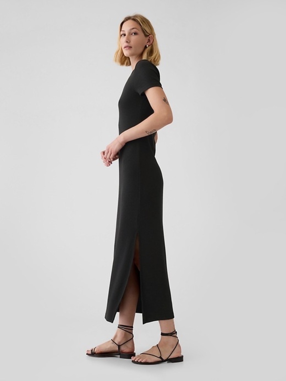 Gap Modern Rib Maxi T-Shirt Dress in Black, size M